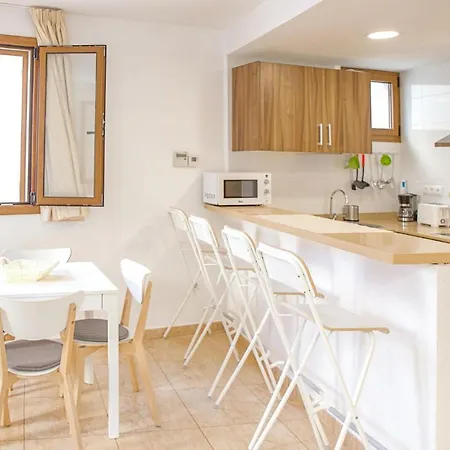 Apartment In Tossa De Mar, Girona With Wifi Tossa de Mar