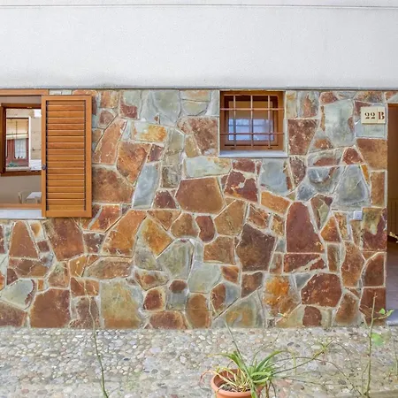 In Tossa De Mar, Girona With Wifi Apartment